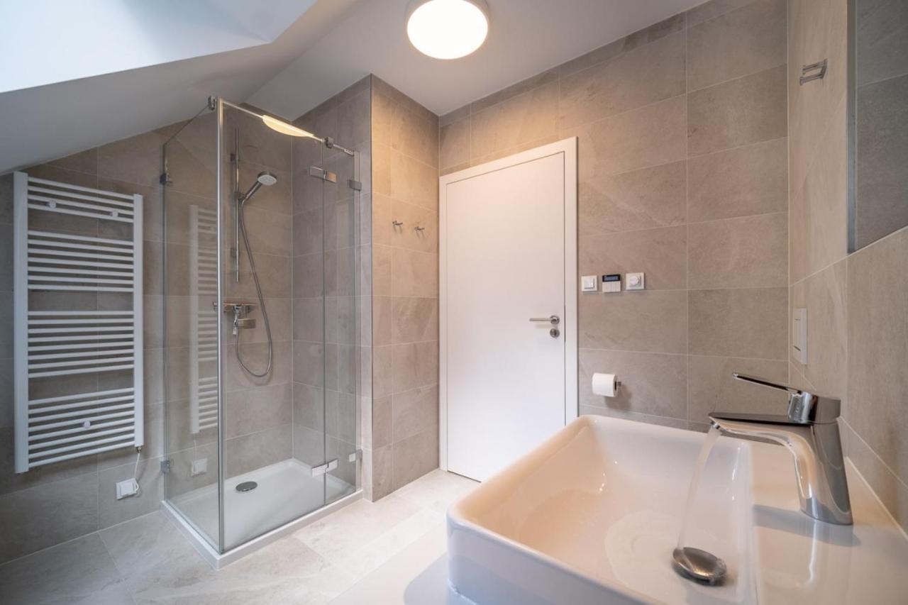 House U Hajenky 12l Lipno
